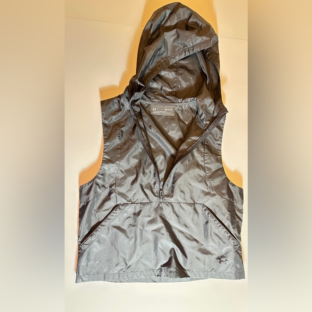 Under Armour Women's Black 1/4 Zip Windbreaker Vest Size Small streetwear